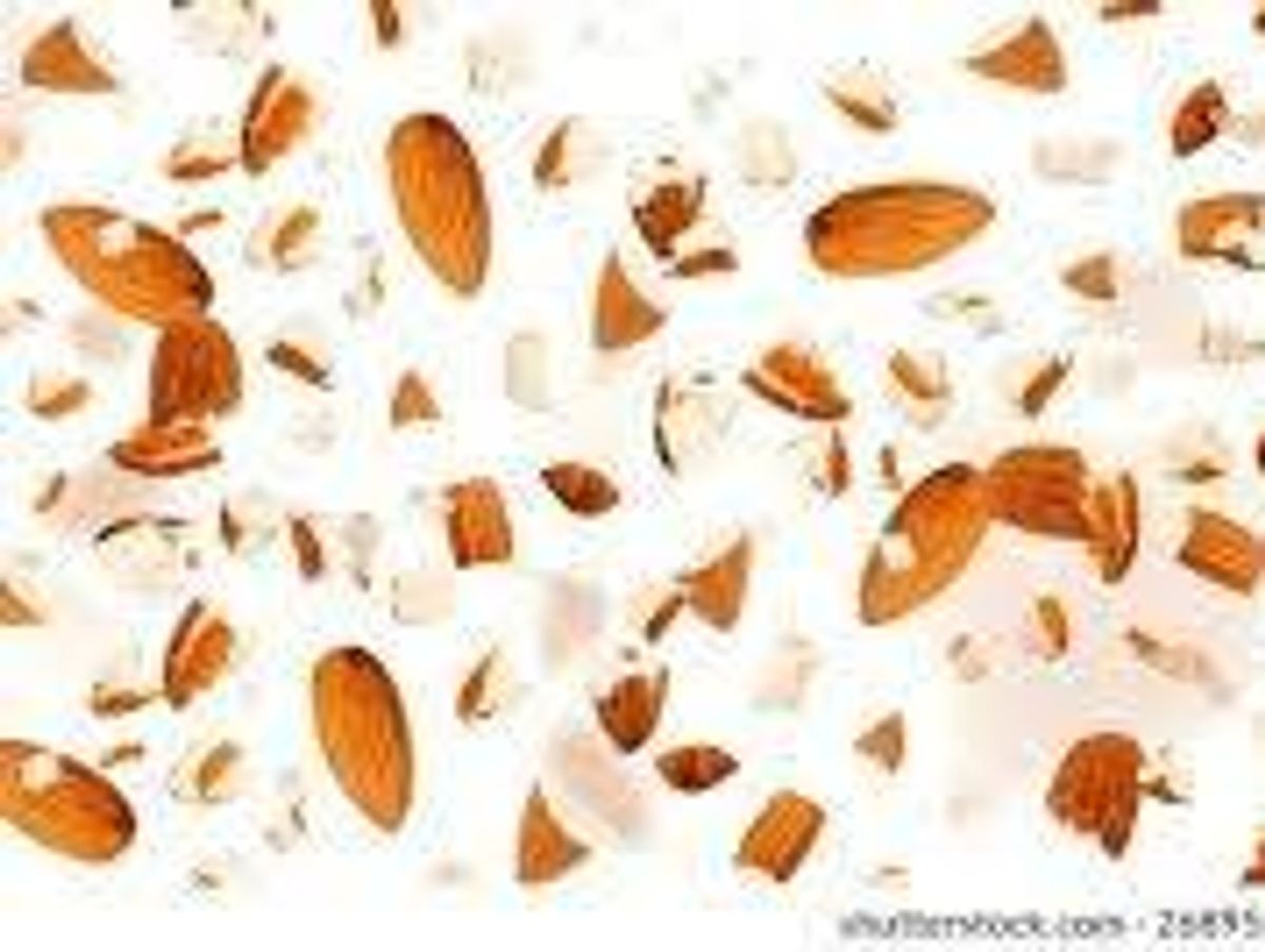 øTopp: melkesjokolade & mandler